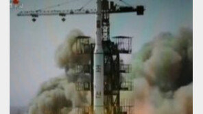 “北로켓 발사수분뒤 공중분해돼 서해로 추락”
