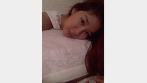 유인나, 침대 위 꿀 민낯 ‘사랑에 빠질 듯~’