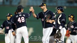 [스타플러스] 니퍼트, 롯데 잠재우고 시즌 첫 완투승