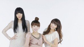 레이싱 모델 3인, 홍대 놀이터에 뜬다 ‘몸매만큼 예쁜 마음’