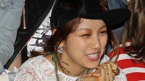 이효리 “남친과 몇 년 전 소개팅…처음엔 비호감”