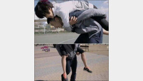 박재범, 매너손 포착…여배우 업고 주먹 ‘꽉’