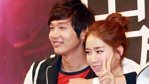 [포토] 지현우, 손으로 유인나를 확?! ‘나쁜손’?