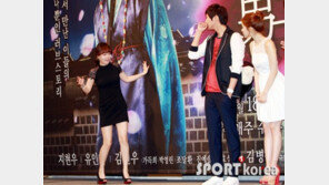 [포토] 가득희, 초미니 입고 넘어질 뻔! ‘어휴’