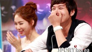 [포토] 유인나-지현우, 뭐가 그리 좋은지 ‘싱글벙글’