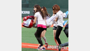 [포토] 달샤벳, ‘이제 턱돌이는 저희 꺼에요~’