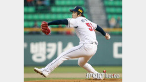 [포토] 선발 임태훈, 연승 향한 역투