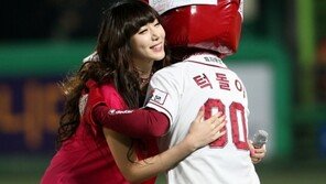 [포토] 달샤벳 비키의 턱돌이 사랑