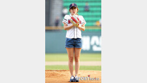 [포토] 박진희, ‘연습 했는데도 긴장되네요’