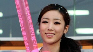 [포토] 브레이브걸스 예진, ‘넥센 화이팅~’