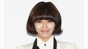 [우먼 동아일보 스타 헤어] 러블리한 볼륨 단발, 강성연의 5살 어려보이는 헤어 스타일링 팁!