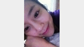 문채원, 초근접 침대셀카 ‘코 옆에 잡티까지…’