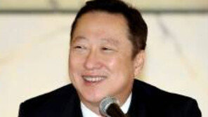 박용만 두산 그룹 회장에 반말한 신입 여사원 결국