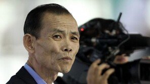 옛스승 노민상 “잘 성장해 떠난 자식 보는 느낌”