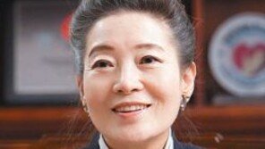 유영숙 환경부장관 “플러그 뽑고 종이컵 안쓰고… 녹색 생활 나부터 실천을”