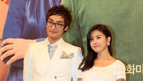 [포토] 강타-김소은, 저절로 안구정화되네