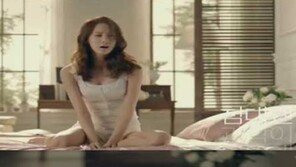 윤아, 몸매가 이 정도였어? ‘깜짝 글래머’