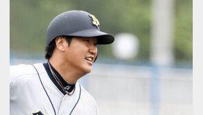 이대호, 日 정규시즌 첫 홈런포 ‘쾅’