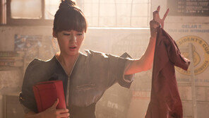 ‘차형사’ 성유리, 허당 패션 디자이너로 파격 변신