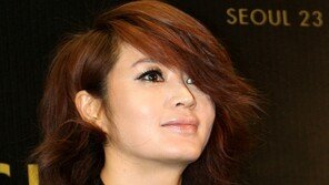 [포토] 김혜수, 변치 않은 미모에 육감몸매