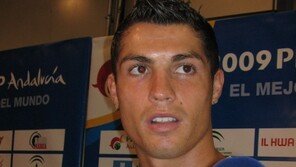 호날두 “맨유는 내 가족…여전히 그리워”