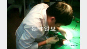 [단독]가운 입고 봉합수술 이 사람… 의사 아닌 PA입니다