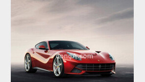 역사상 가장 빠른 페라리, “340km/h 질주 본능을 깨우다” 