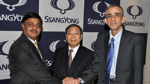 쌍용차 코란도C 남아공서 통할까?