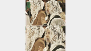 김태희, 성당서 포착…미사포 쓰고 ‘여신 강림!’