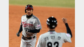 좌타자 ‘작뱅’ 이병규 쳤다하면 좌전안타 “비결은 무릎 부상”