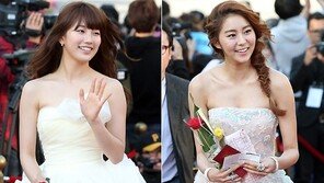 [SD포토] ‘연기돌’ 수지-유이, 각선미도 빛났다!