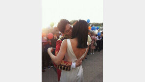 이승기, 대낮 길거리키스 ‘못된손’ 힘줄 불끈