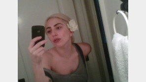 레이디 가가 민낯, 또다시 화제 “계속 봐도 충격적!”