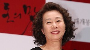 [SD포토] 윤여정 “임상수 다음 작품 무료로 하겠다”