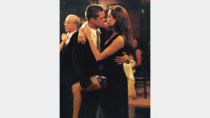 [연예 뉴스 스테이션] ‘브란젤리나 커플’ 8월11일 프랑스 고성서 웨딩마치