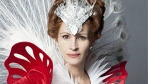 ‘로맨틱 코미디의 여왕’ 줄리아 로버츠, 백설공주서 악녀 변신