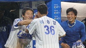 [포토] 배영섭-김상수, ‘승엽이형 멋있다잉’