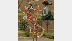 카라 강지영, 日 드라마서 생고기 두른 채…‘충격 패션’ 