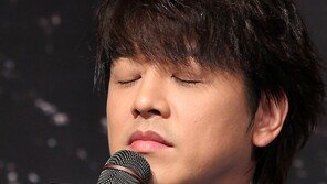 [SD포토] 눈 감은 류시원 “어린 딸 생각에 말 아끼겠다”