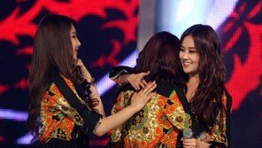 [포토] 포미닛 소현, 엠카 1위에 ‘엉엉’