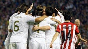 레알 마드리드, 4년 만에 라리가 챔프 탈환 그러나, 호날두-메시 전쟁은 끝나지 않았다