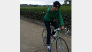 이상순, 선글라스 꼈을 뿐인데 ‘훈남 포스’ 폴폴