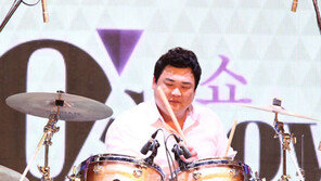 김준현, 수준급 드럼 실력 뽐내…‘화려한 연주’