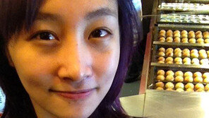 카라 니콜, 초근접 민낯 셀카 ‘너무 당당한 거 아냐?’