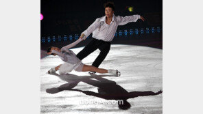 [SD포토] 김연아도 감탄한 환상호흡 ‘와우’