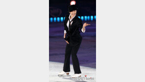 [포토] 김연아, 정장핏이 장난 아니야~