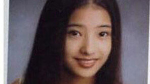 한채영 고교시절 모습 화제… “변함없는 미모에 감탄”