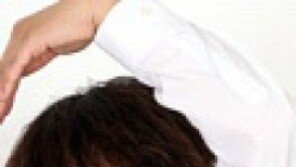 개그맨 나도야, 부친상 이어 이혼 소송 당해