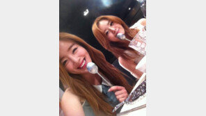 송지은-한선화, 숟가락 들고… “먹는 리액션이 뭔지 보여줘”