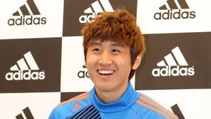 [포토] 구자철 ‘제가 아끼는 축구화에요’